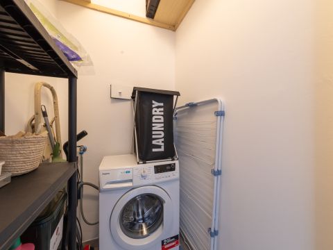 Via Francesco Guicciardini, 5 - Milano