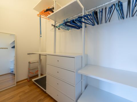 Via Francesco Guicciardini, 5 - Milano