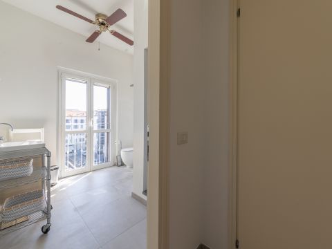 Via Francesco Guicciardini, 5 - Milano