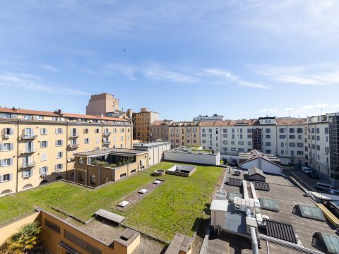 Via Francesco Guicciardini, 5 - Milano