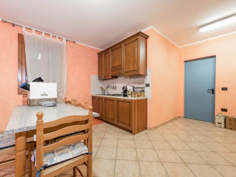 Via Argine Sinistro, 5 - Correzzola