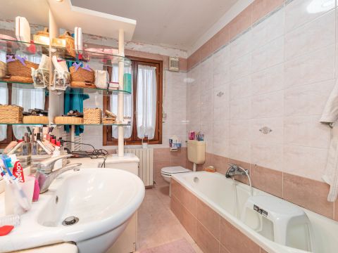 Via Argine Sinistro, 5 - Correzzola