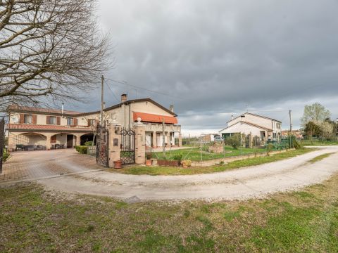 Via Argine Sinistro, 5 - Correzzola