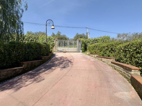 Via Colle Scarano, 79 - Velletri