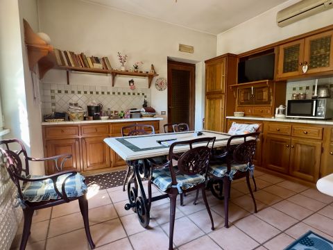 Via Colle Scarano, 79 - Velletri