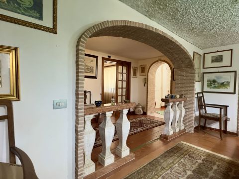 Via Colle Scarano, 79 - Velletri