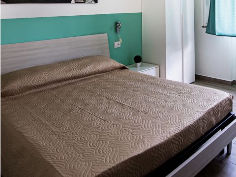 Via Lorenteggio, 209 - Milano