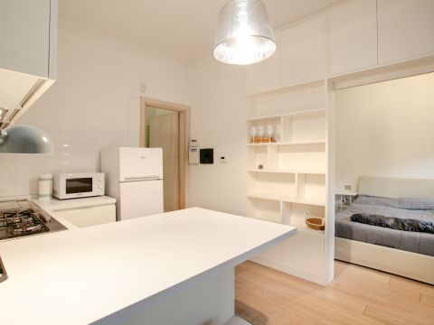 Via Salaria, 348 - Roma