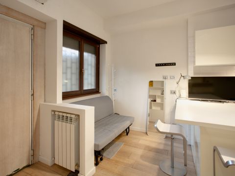 Via Salaria, 348 - Roma