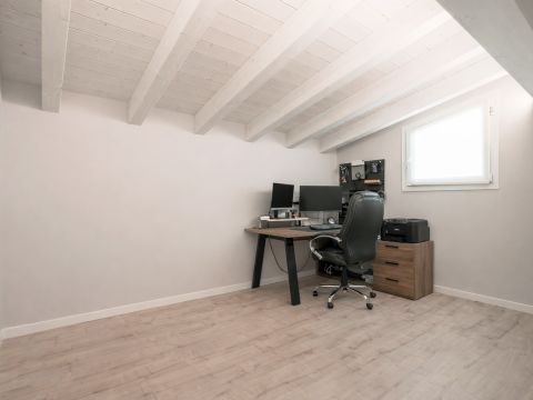 Via San Carlo, 13 - Cologno Al Serio