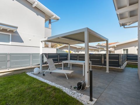 Via San Carlo, 13 - Cologno Al Serio