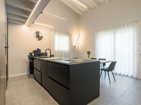 Via San Carlo, 13 - Cologno Al Serio