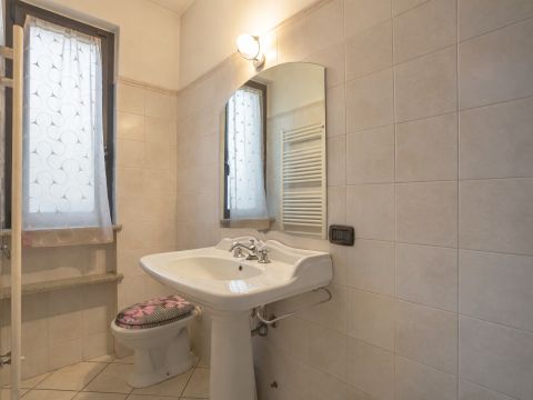 Via delle Industrie, 13 - Osio Sotto