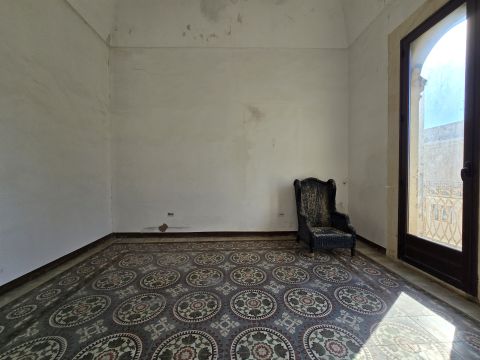 Via Cavour, 112 - Salice Salentino