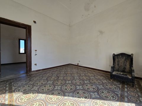 Via Cavour, 112 - Salice Salentino