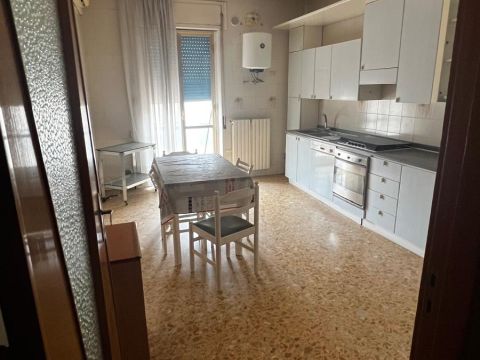 Via Matteo Luigi Guerrieri, 6 - Foggia