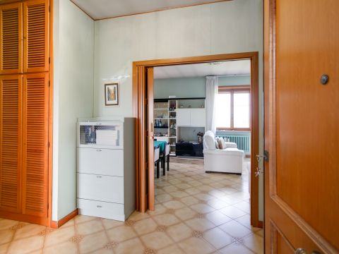 Via Roccabernarda, 48 - Roma