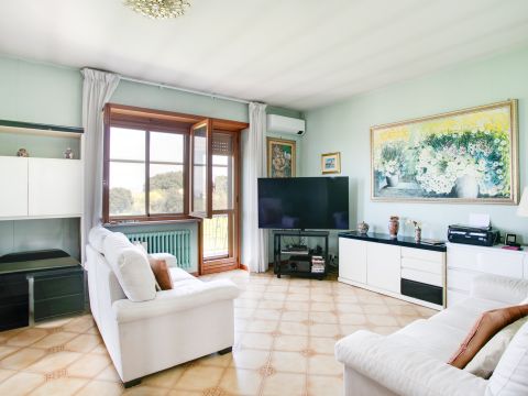 Via Roccabernarda, 48 - Roma