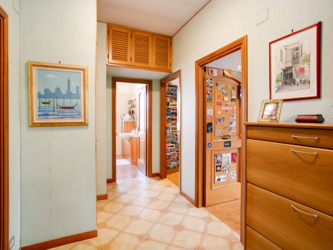 Via Roccabernarda, 48 - Roma