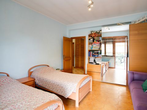 Via Roccabernarda, 48 - Roma