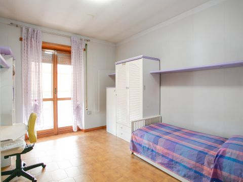 Via Roccabernarda, 48 - Roma