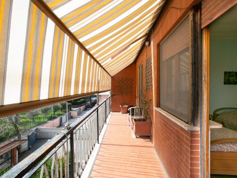 Via Roccabernarda, 48 - Roma