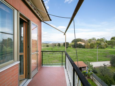 Via Roccabernarda, 48 - Roma