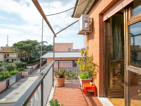 Via Roccabernarda, 48 - Roma