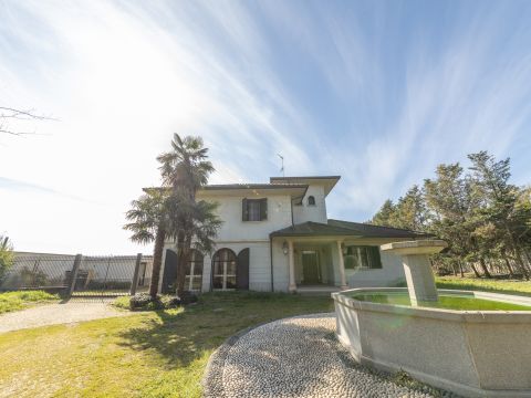 Corso Genova, 242 - Vigevano