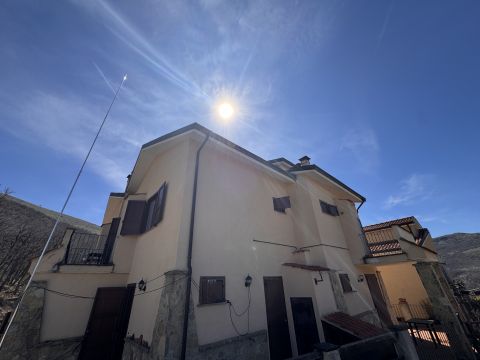 Via Valle Maggiore, lucoli - Lucoli