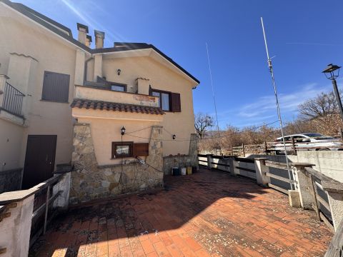 Via Valle Maggiore, lucoli - Lucoli