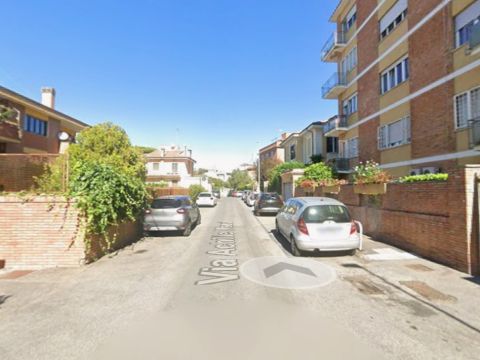 Via Achille Mauri - Roma