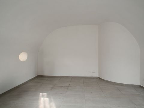 Via dei Quattro Cantoni, 9a - Roma