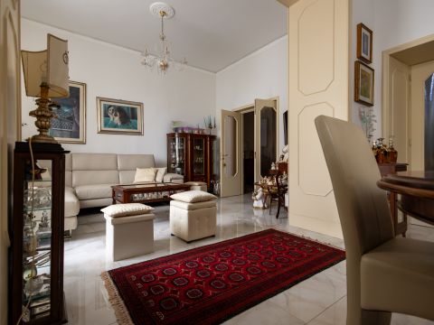 Via Aldo Barbaro, 30 - Catanzaro