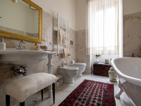 Via Aldo Barbaro, 30 - Catanzaro