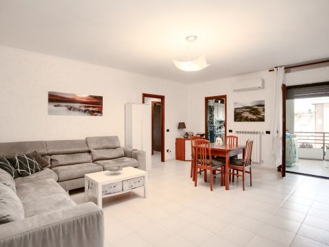 Via Generale Giuseppe Valle, 42 - Roma