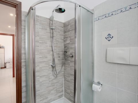 Via Generale Giuseppe Valle, 42 - Roma