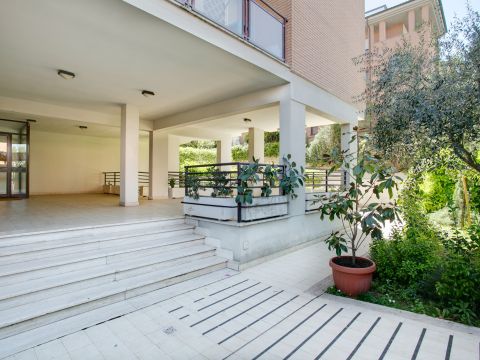 Via Generale Giuseppe Valle, 42 - Roma