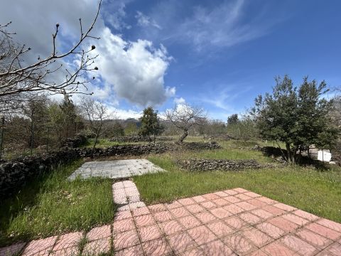 Campo Nessunescluso, Segreta, Belpasso CT, Italia - Belpasso