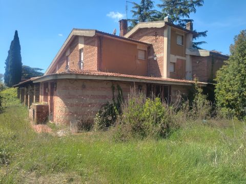 Via Antonio Zanoni, 49 - Roma