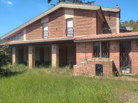 Via Antonio Zanoni, 49 - Roma