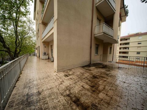 Viale Adua, 42 - Sassari