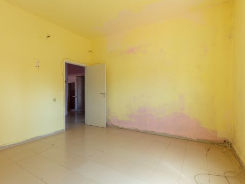 Via Jacopo Sgarallino, 46 - Livorno