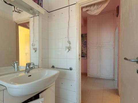 Via Jacopo Sgarallino, 46 - Livorno