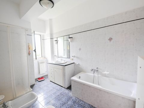 Via Giovanni Paolo Parisio, 10 - Catanzaro