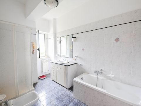 Via Giovanni Paolo Parisio, 10 - Catanzaro