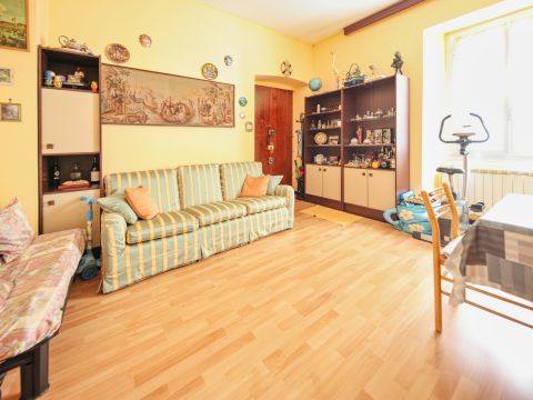 Via del Lagaccio, 12 - Genova