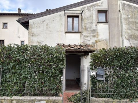 Via Oglio, 15 - Montemurlo