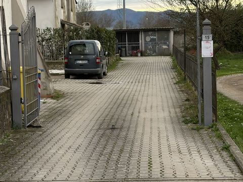 Via Oglio, 15 - Montemurlo