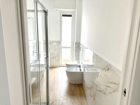 Via Cristoforo Gluck, 59 - Milano